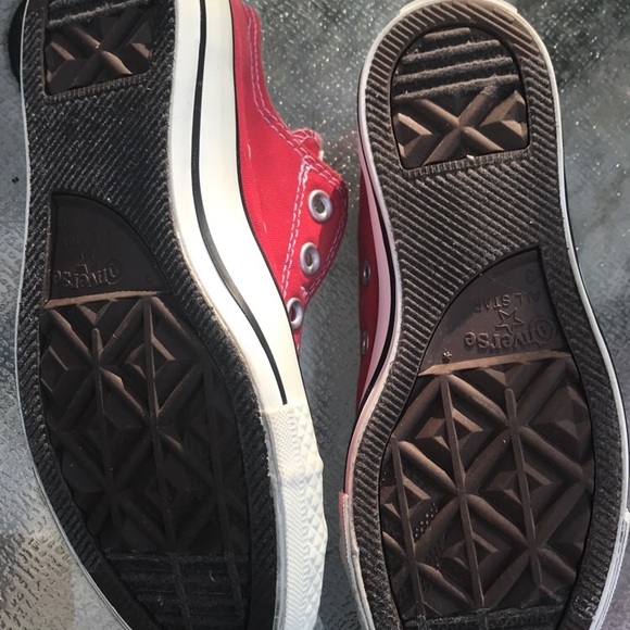 Red Converse Chuck Taylor All Stars. - Picture 7 of 7
